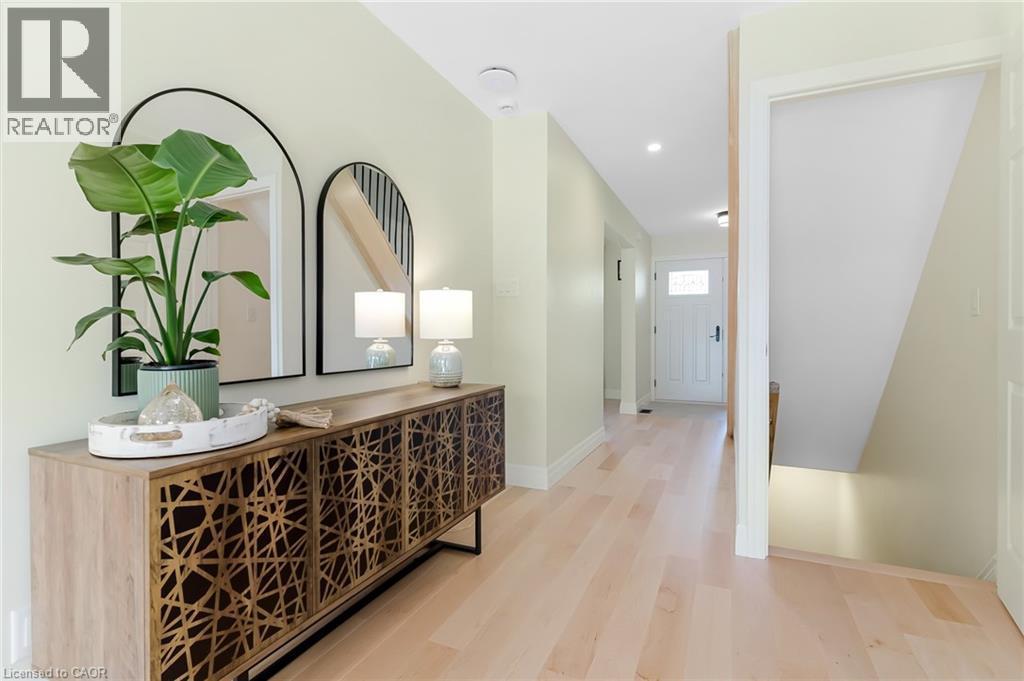 42 Handorf Drive, Cambridge, ON - Indoor Photo Showing Other Room