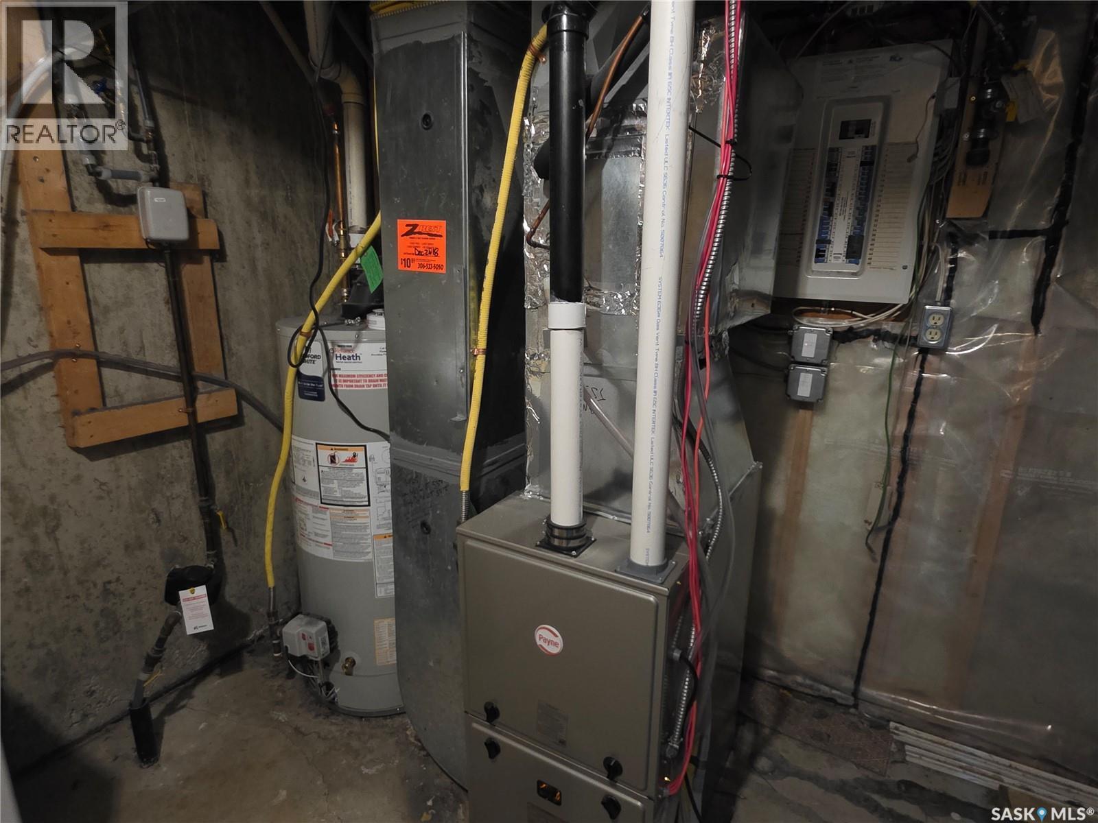 2195 Toronto Street, Regina, SK - Indoor Photo Showing Basement