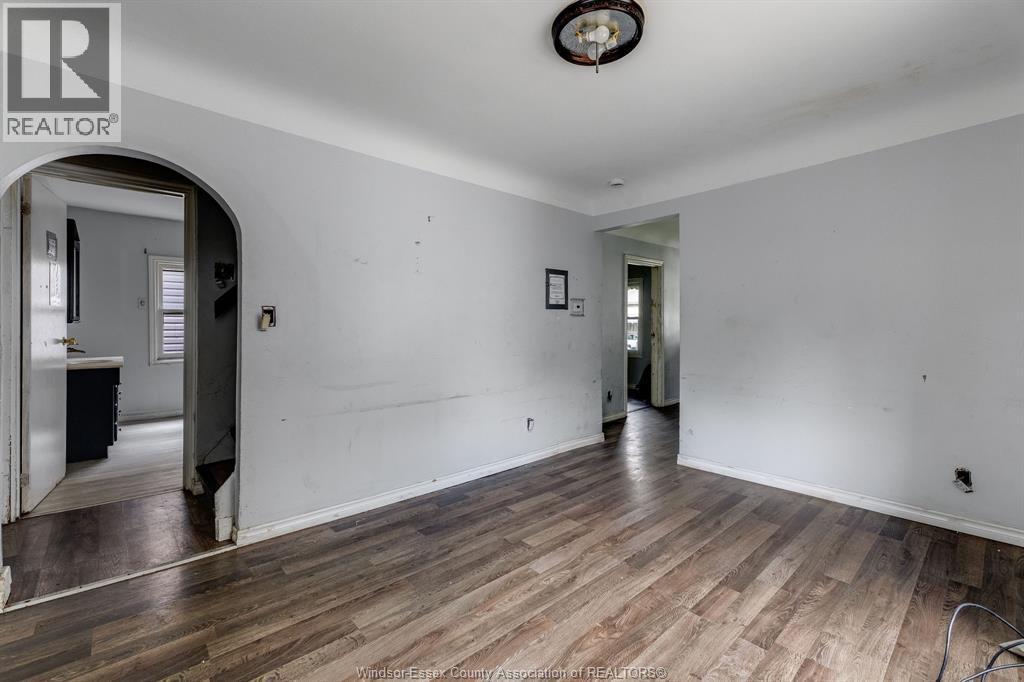 982 Bridge, Windsor, ON - Indoor Photo Showing Other Room