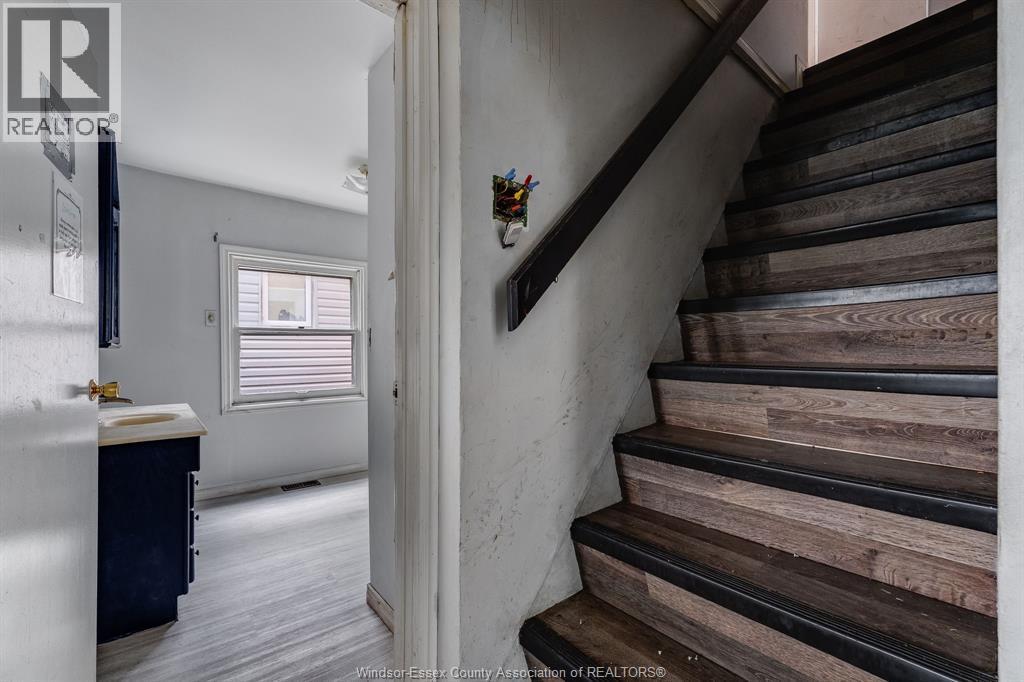 982 Bridge, Windsor, ON - Indoor Photo Showing Other Room