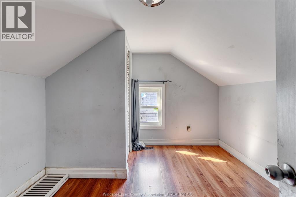 982 Bridge, Windsor, ON - Indoor Photo Showing Other Room