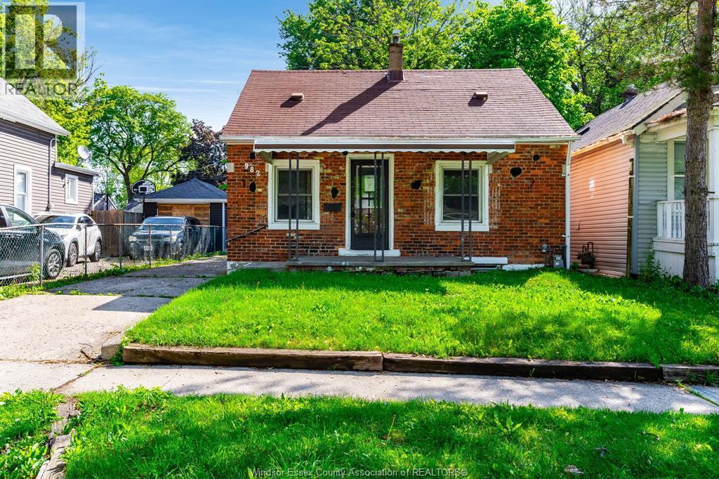 982 Bridge, Windsor, ON - Outdoor
