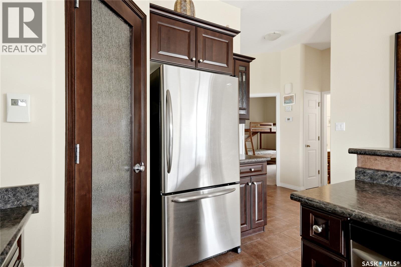 2534 Windsor Park Road, Regina, SK - Indoor Photo Showing Kitchen