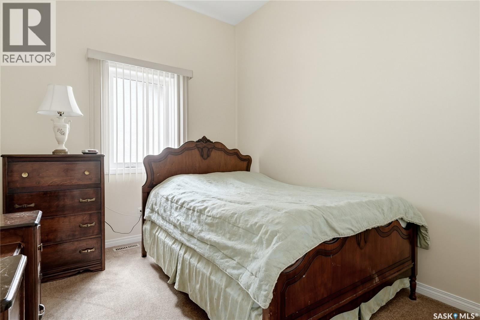 2534 Windsor Park Road, Regina, SK - Indoor Photo Showing Bedroom