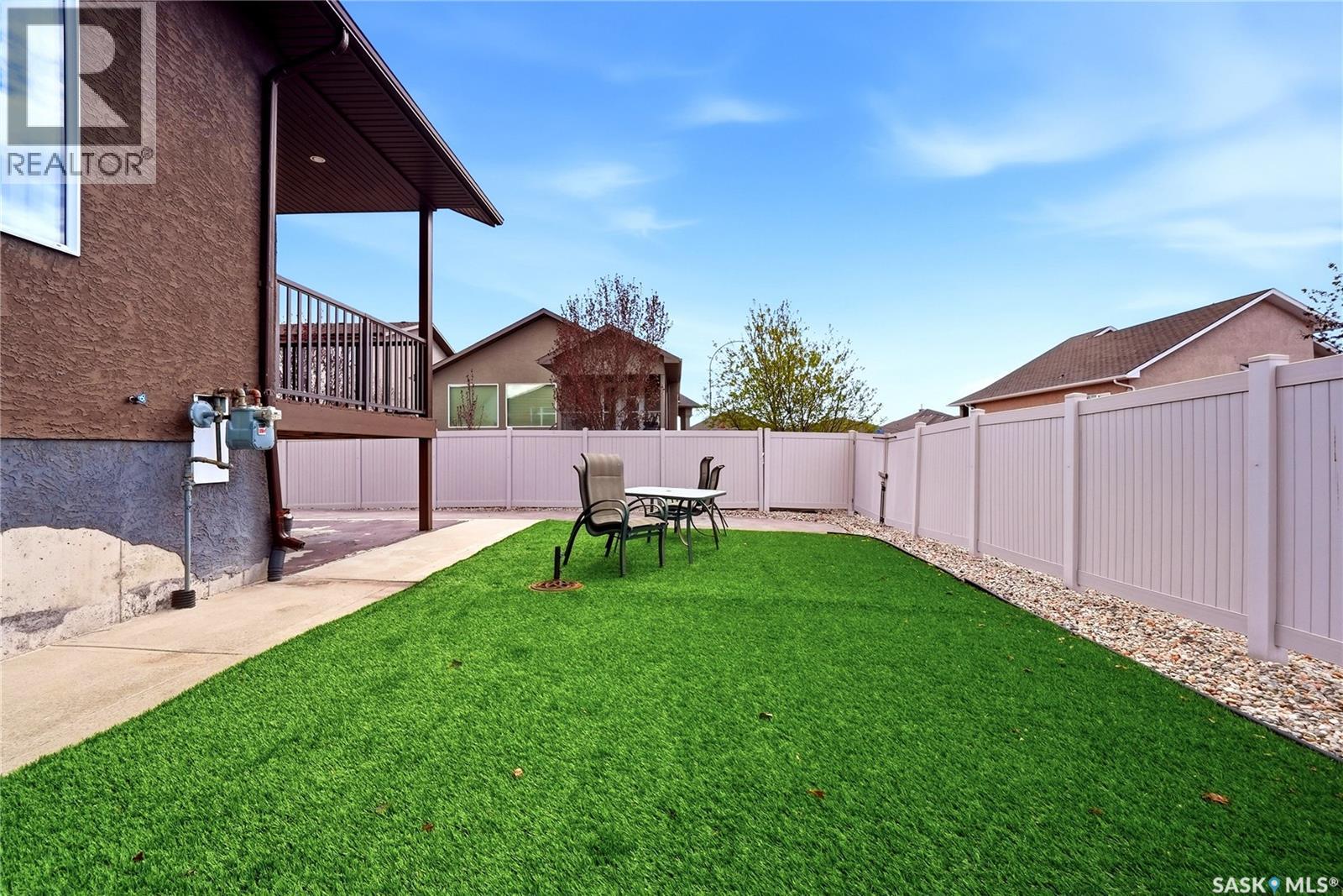 2534 Windsor Park Road, Regina, SK - Outdoor