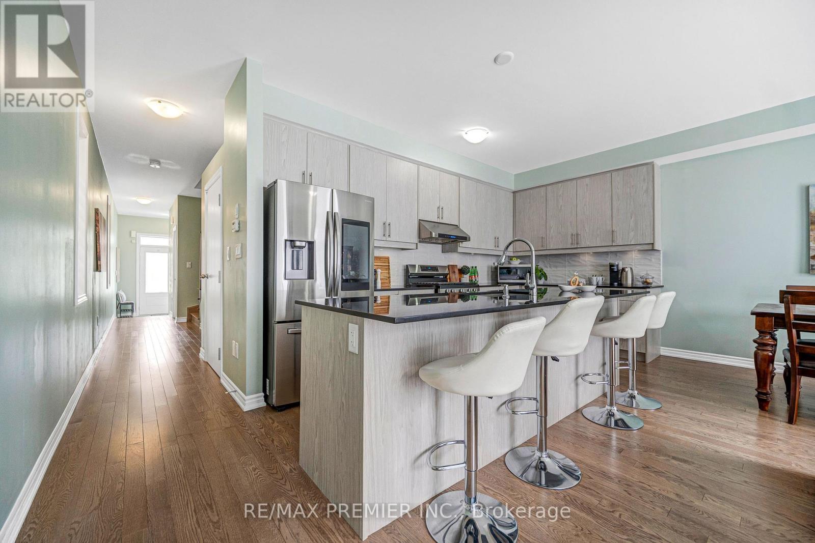 Main - 55 Singhampton Road, Vaughan, ON - Indoor Photo Showing Kitchen With Stainless Steel Kitchen With Upgraded Kitchen
