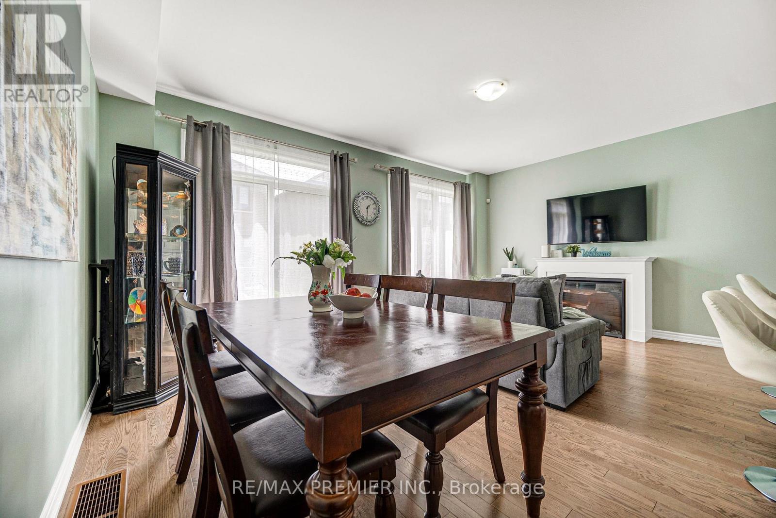 Main - 55 Singhampton Road, Vaughan, ON - Indoor Photo Showing Dining Room