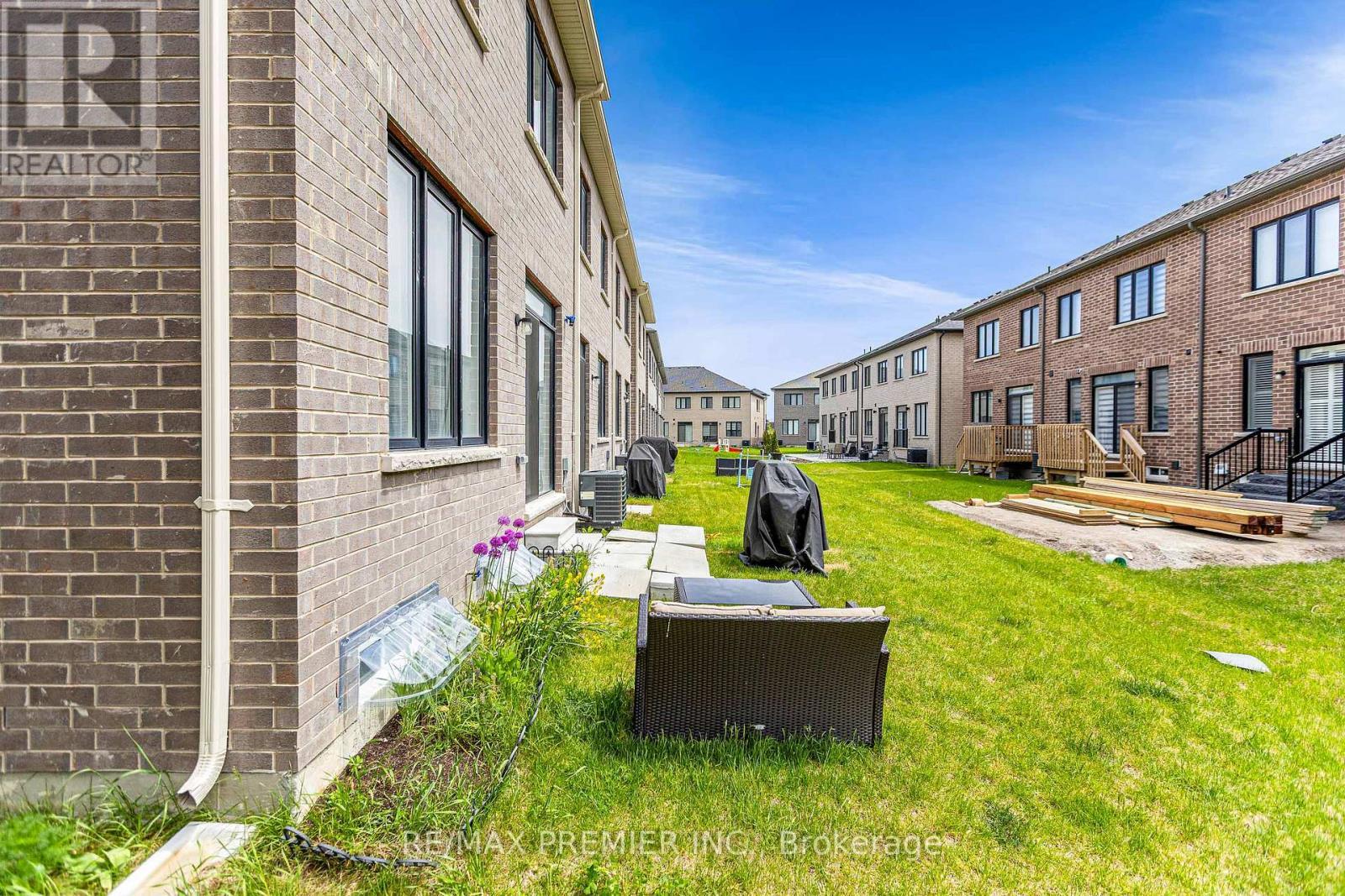 Main - 55 Singhampton Road, Vaughan, ON - Outdoor