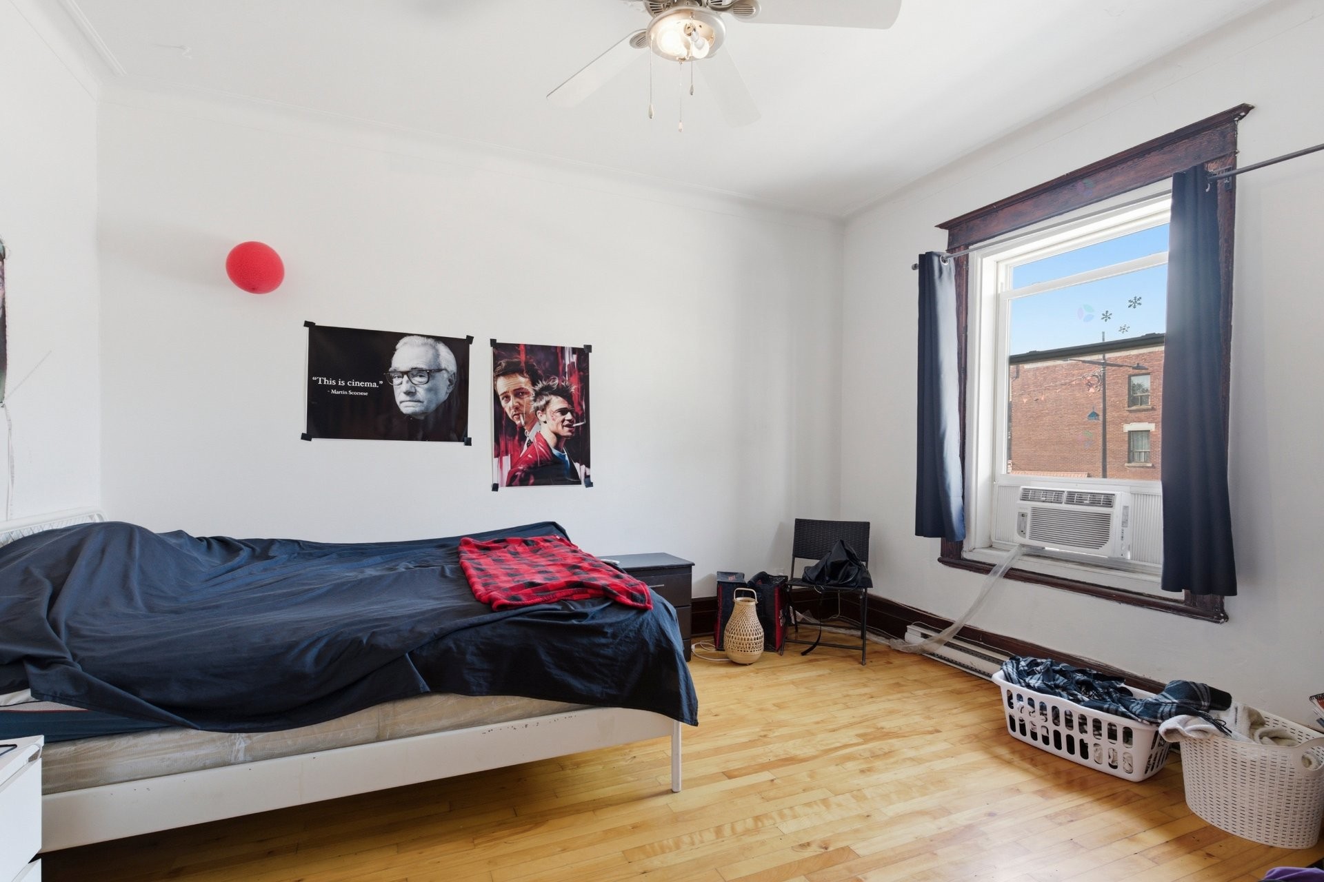 Master Bedroom - 1409 Boul. Pie-Ix, Montréal (Mercier/Hochelaga-Maisonneuve), QC - Indoor Photo Showing Bedroom