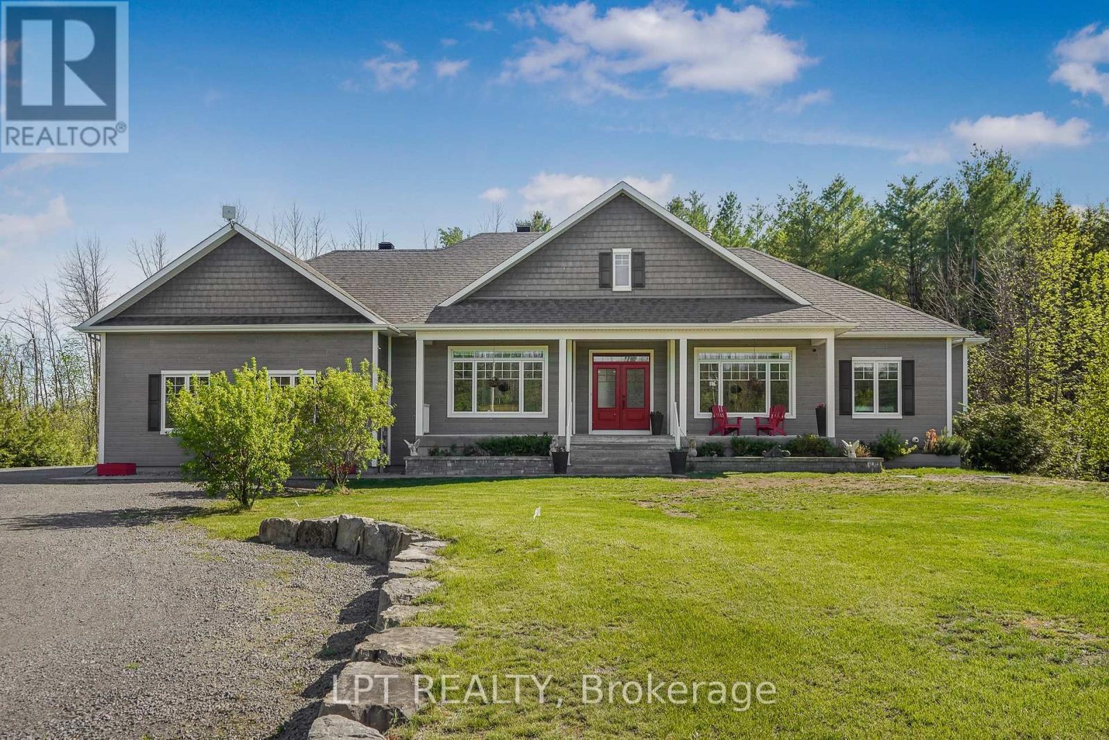 972 Aberdeen Road, Champlain, ON - Outdoor With Facade
