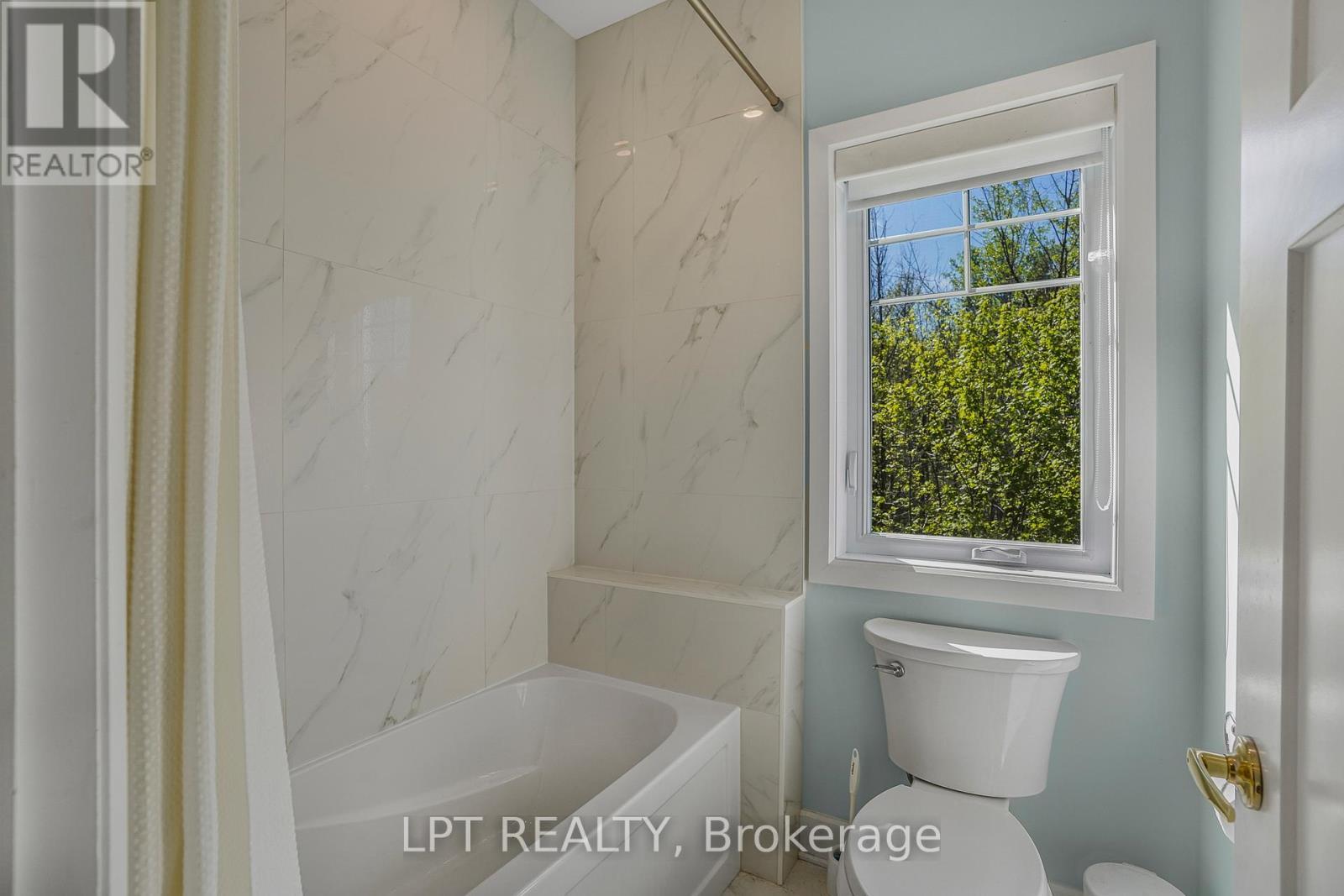 972 Aberdeen Road, Champlain, ON - Indoor Photo Showing Bathroom