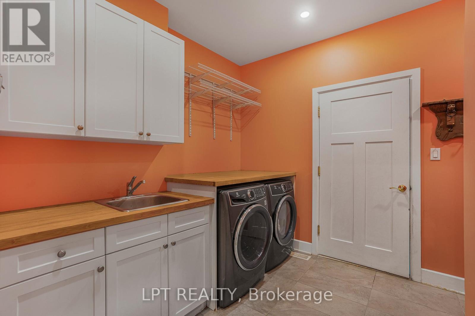 972 Aberdeen Road, Champlain, ON - Indoor Photo Showing Laundry Room
