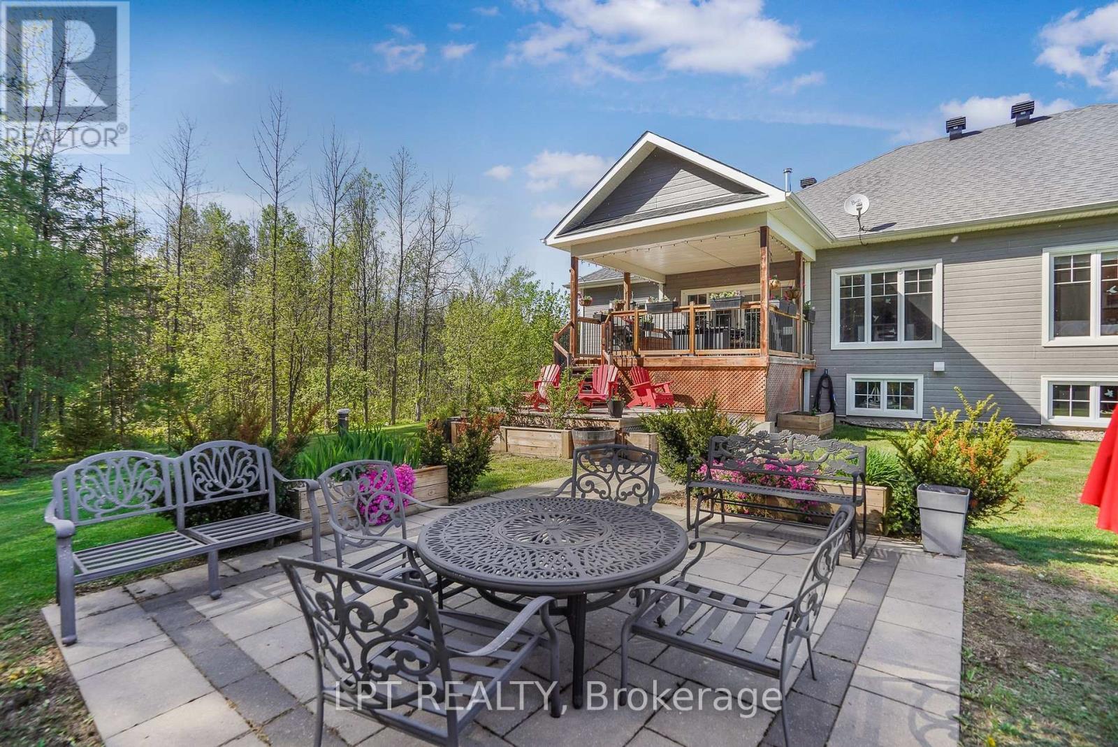 972 Aberdeen Road, Champlain, ON - Outdoor With Deck Patio Veranda