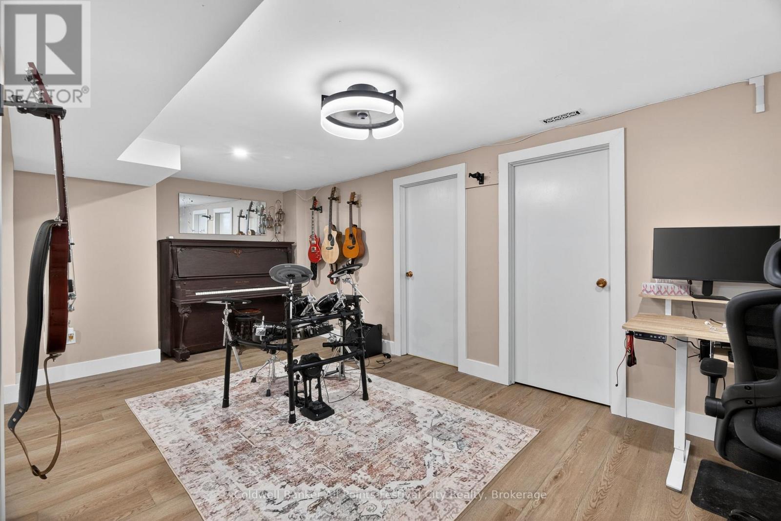 145 Suncoast Drive W, Goderich (Goderich (Town)), ON - Indoor Photo Showing Other Room