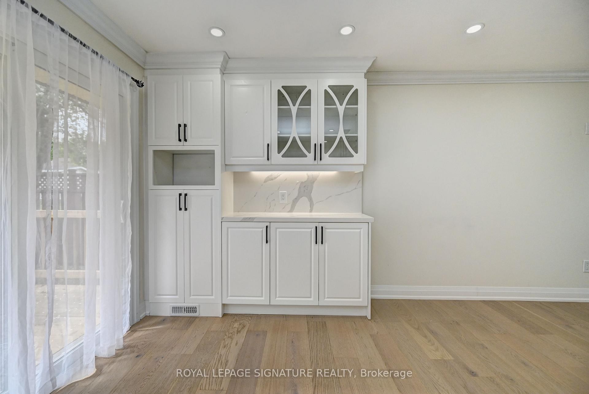 240 Stonybrook Drive, Kitchener, ON - Indoor Photo Showing Other Room
