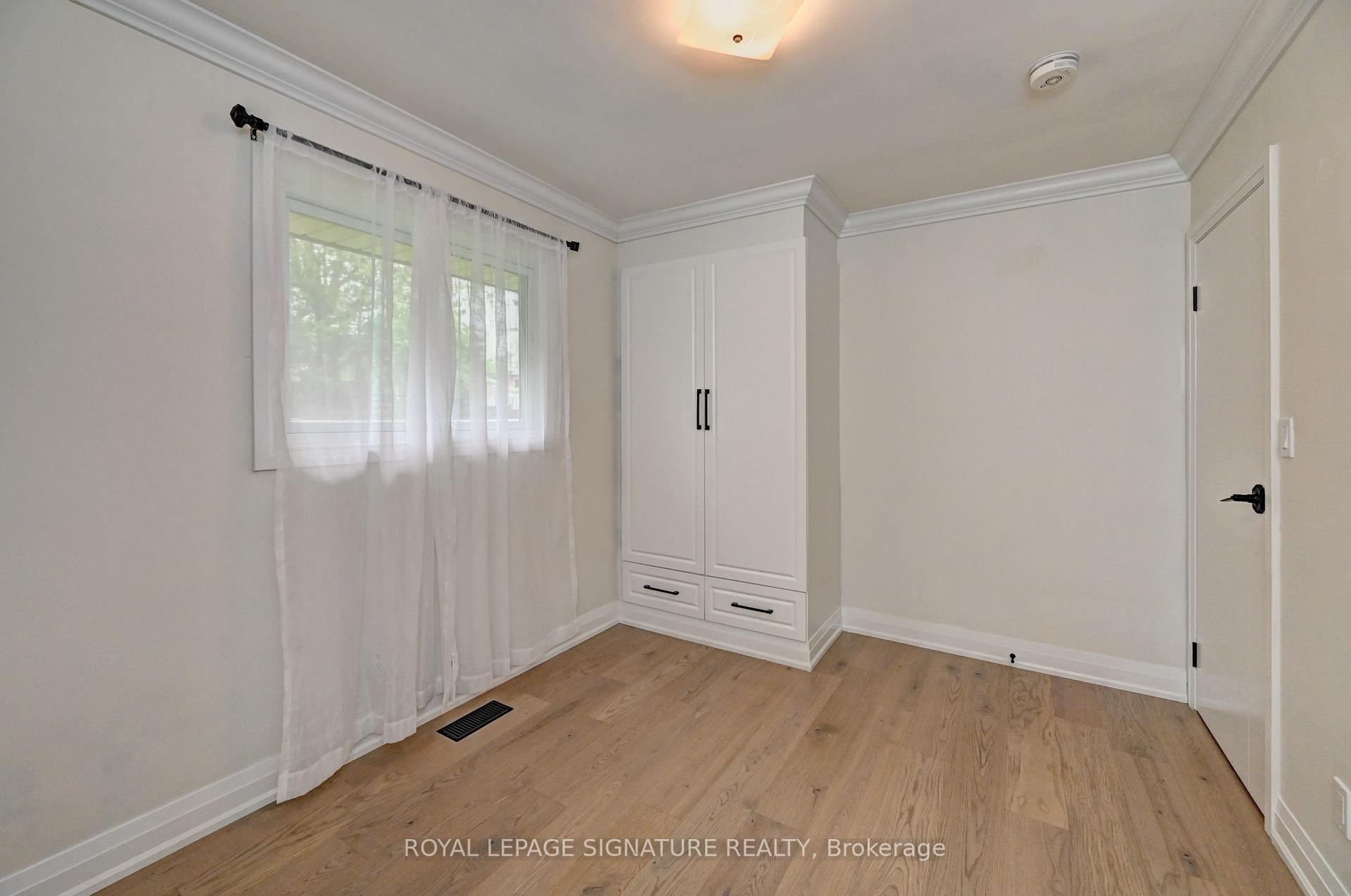 240 Stonybrook Drive, Kitchener, ON - Indoor Photo Showing Other Room