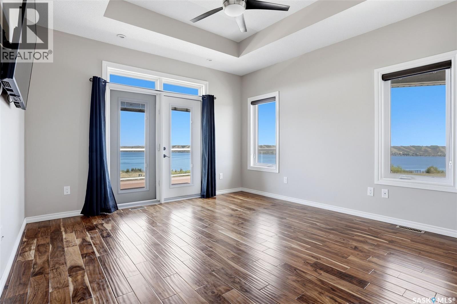 701 Saskatoon Drive, Katepwa Beach, SK - Indoor Photo Showing Other Room
