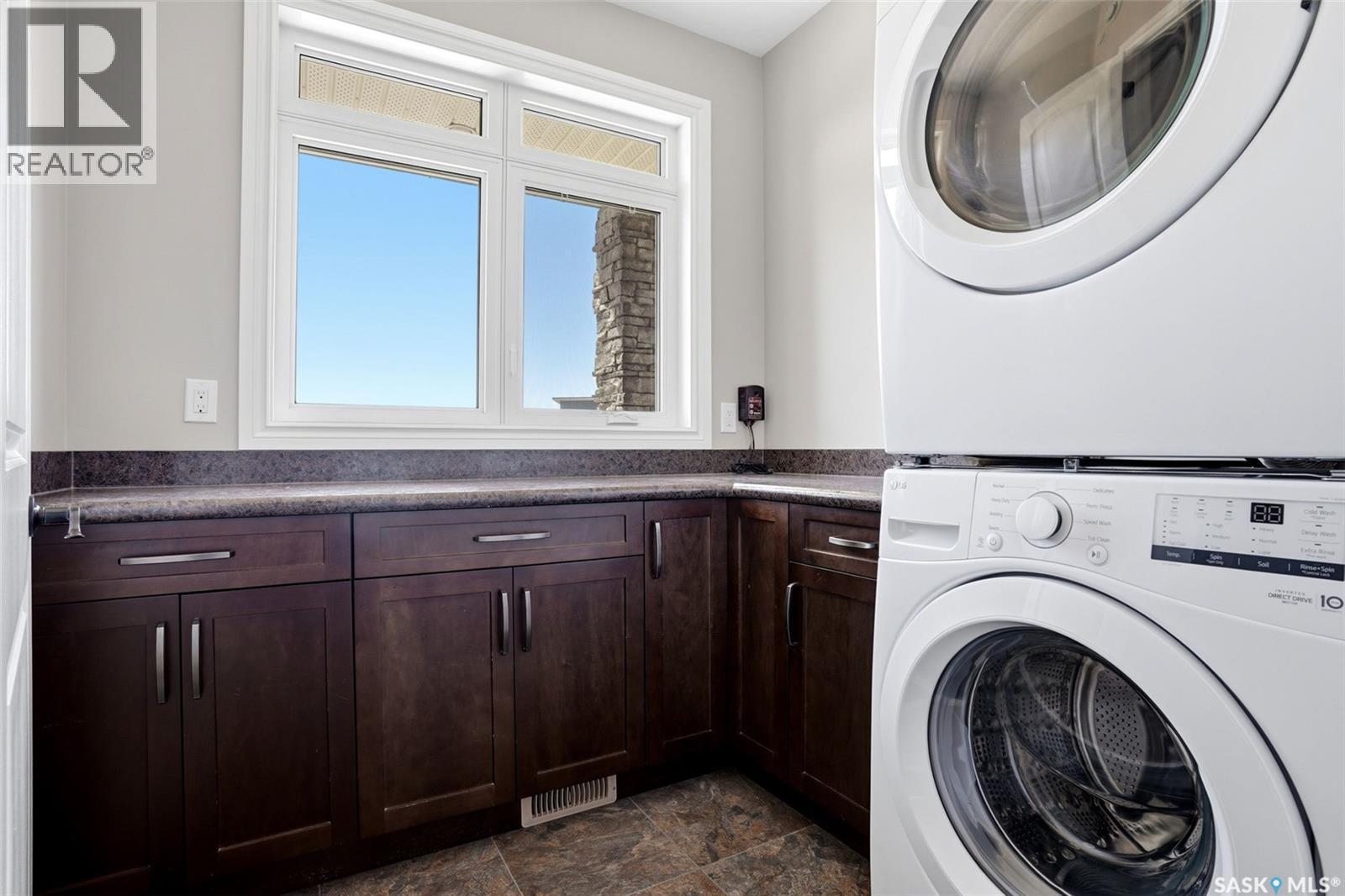 701 Saskatoon Drive, Katepwa Beach, SK - Indoor Photo Showing Laundry Room