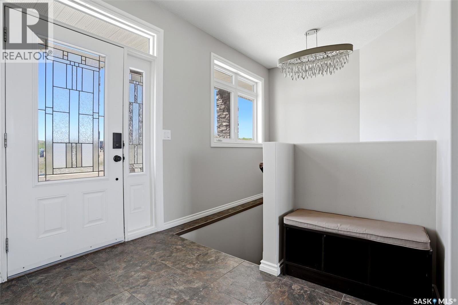 701 Saskatoon Drive, Katepwa Beach, SK - Indoor Photo Showing Other Room
