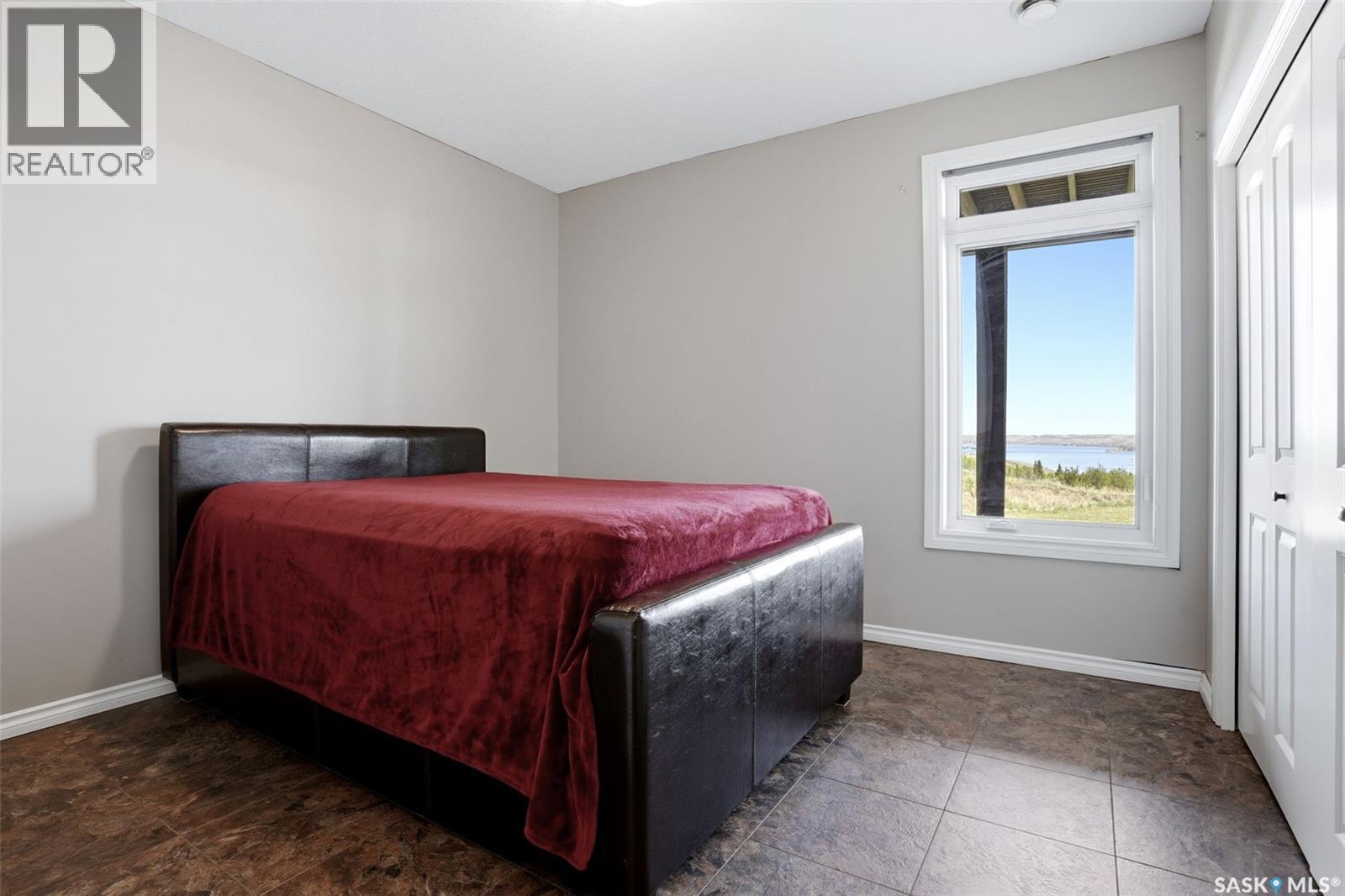 701 Saskatoon Drive, Katepwa Beach, SK - Indoor Photo Showing Bedroom