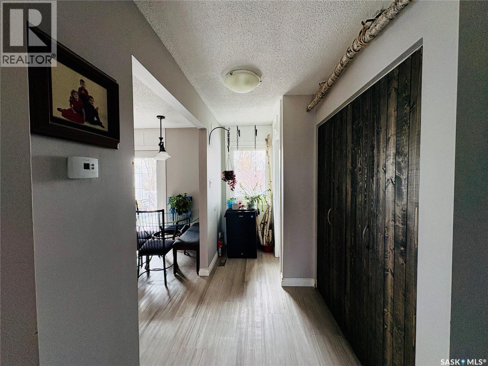 1230 Chaplin Street E, Swift Current, SK - Indoor Photo Showing Other Room