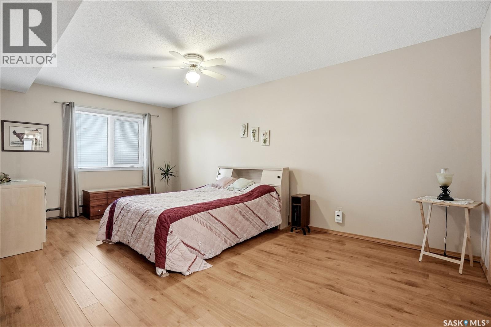 134 960 Assiniboine Avenue E, Regina, SK - Indoor Photo Showing Bedroom