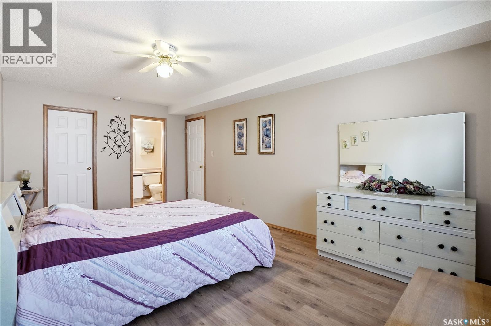 134 960 Assiniboine Avenue E, Regina, SK - Indoor Photo Showing Bedroom