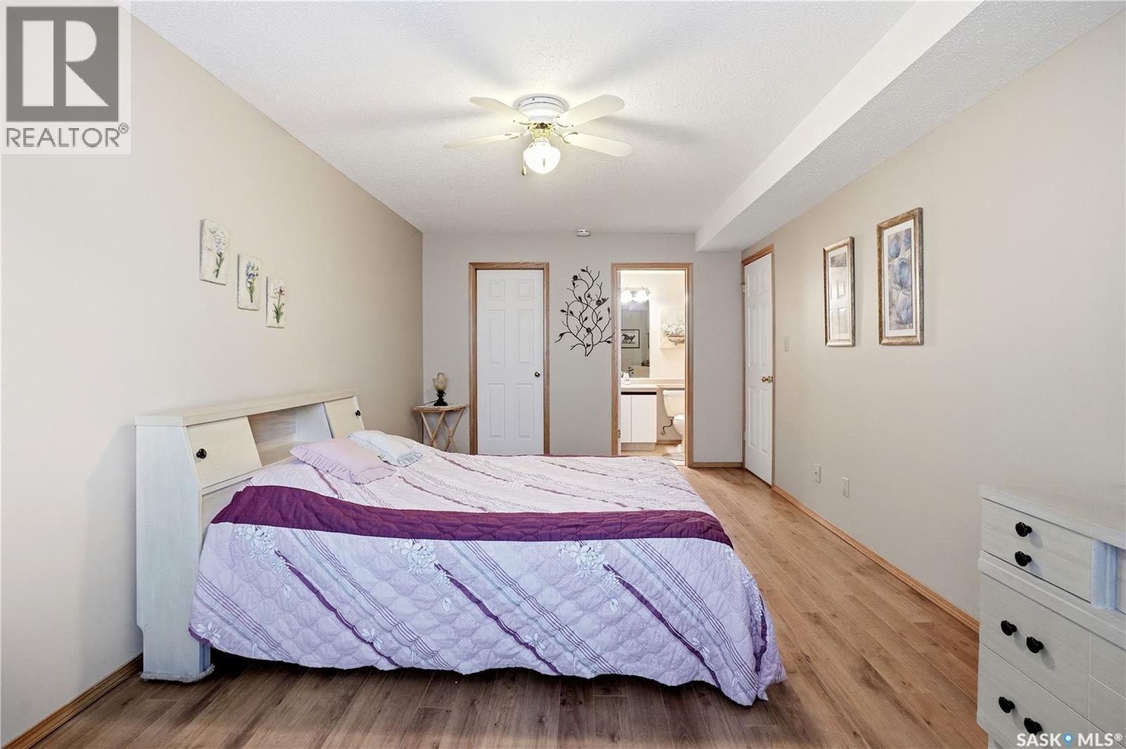 134 960 Assiniboine Avenue E, Regina, SK - Indoor Photo Showing Bedroom