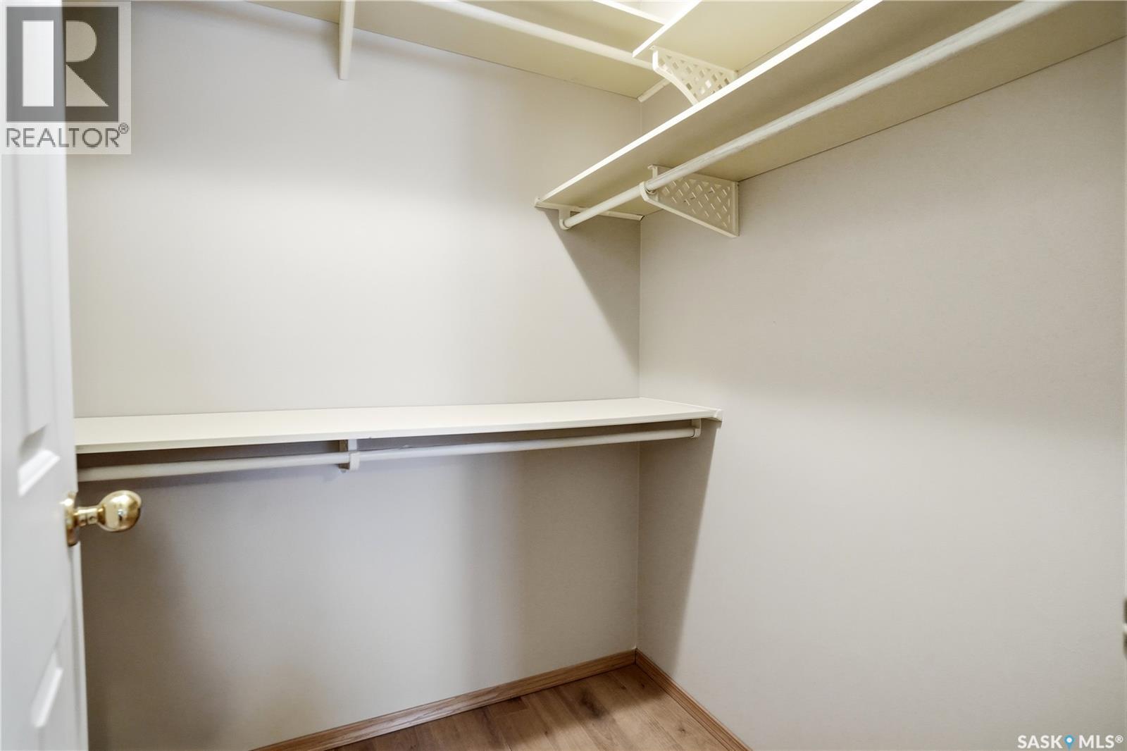134 960 Assiniboine Avenue E, Regina, SK - Indoor With Storage