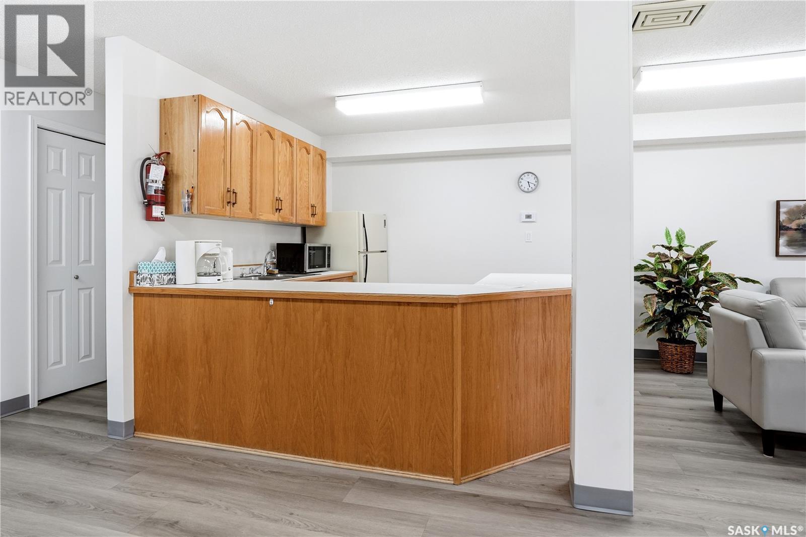 134 960 Assiniboine Avenue E, Regina, SK - Indoor Photo Showing Kitchen
