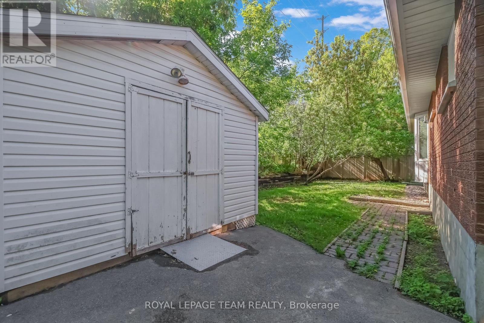 2317 Elmira Drive, Ottawa, ON - Outdoor With Exterior