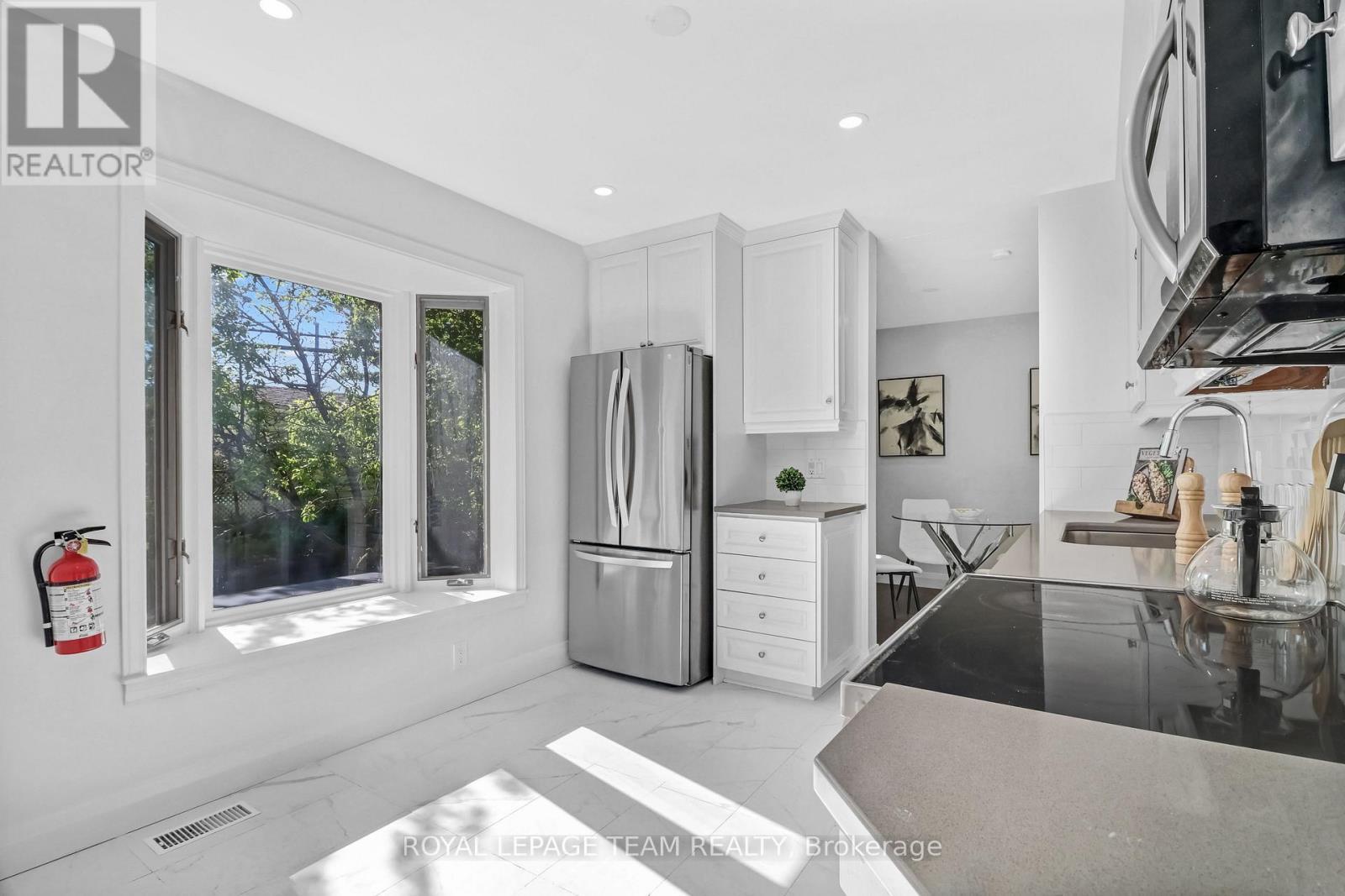 2317 Elmira Drive, Ottawa, ON - Indoor Photo Showing Kitchen With Stainless Steel Kitchen