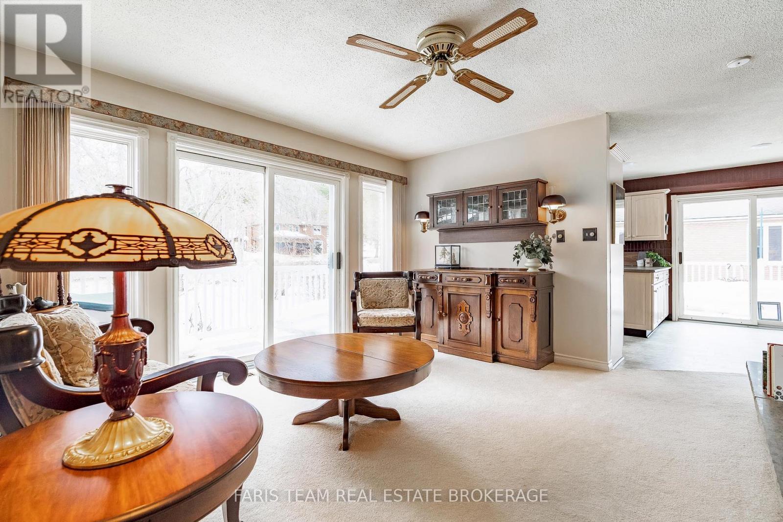 21 Pooles Road, Springwater, ON - Indoor