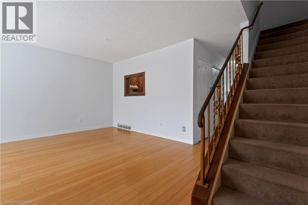 2700 Barton Street E Unit# 31, Hamilton, ON - Indoor Photo Showing Other Room
