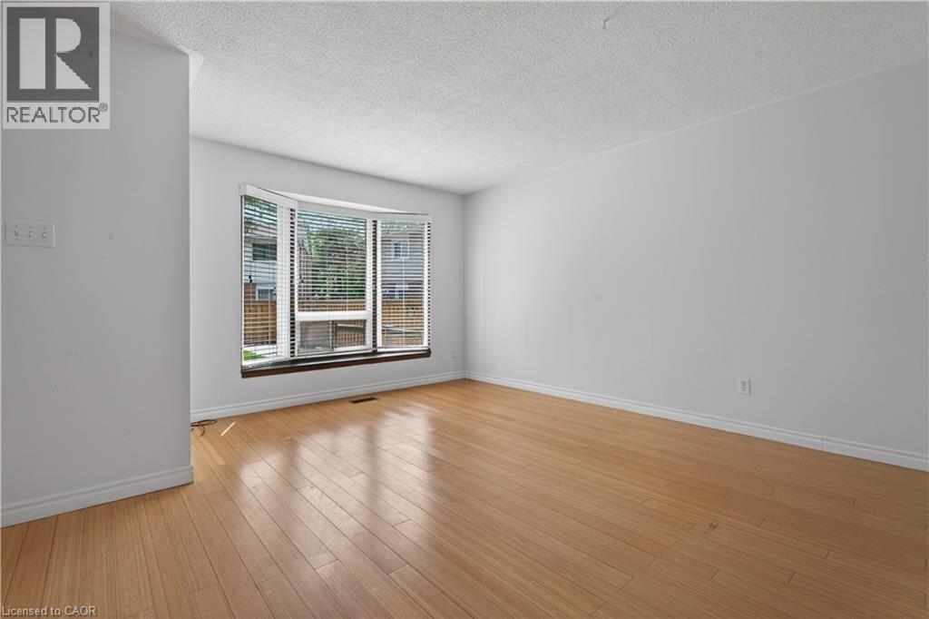 2700 Barton Street E Unit# 31, Hamilton, ON - Indoor Photo Showing Other Room