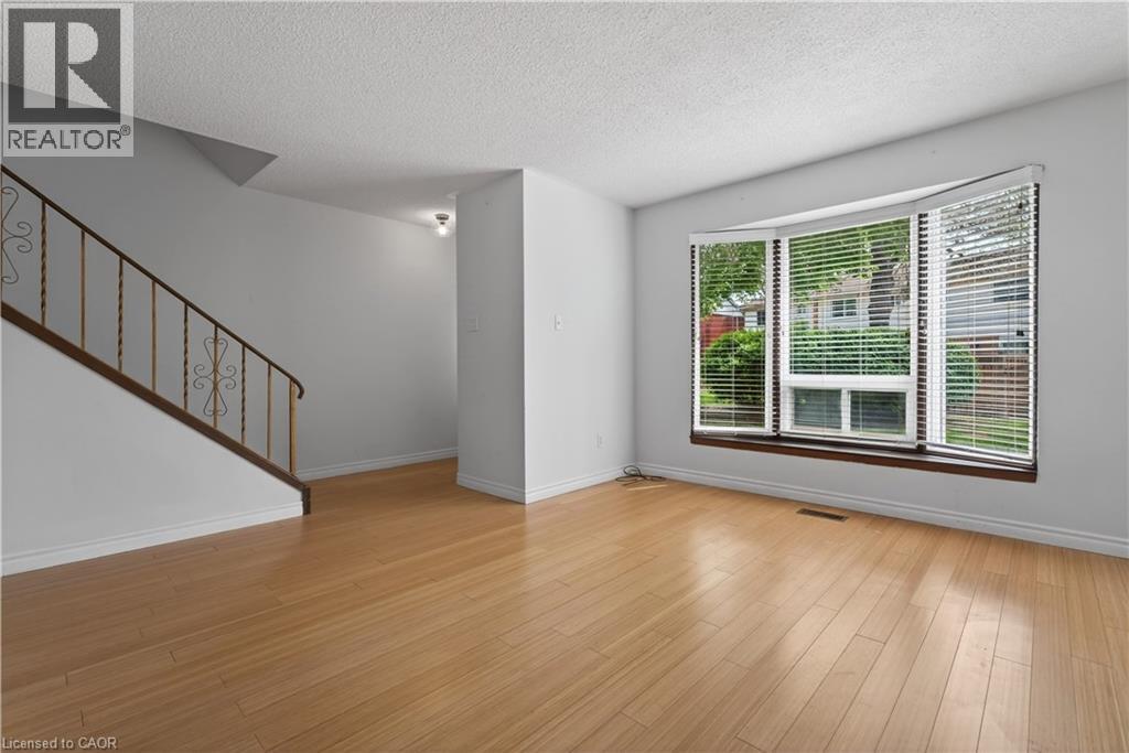 2700 Barton Street E Unit# 31, Hamilton, ON - Indoor Photo Showing Other Room