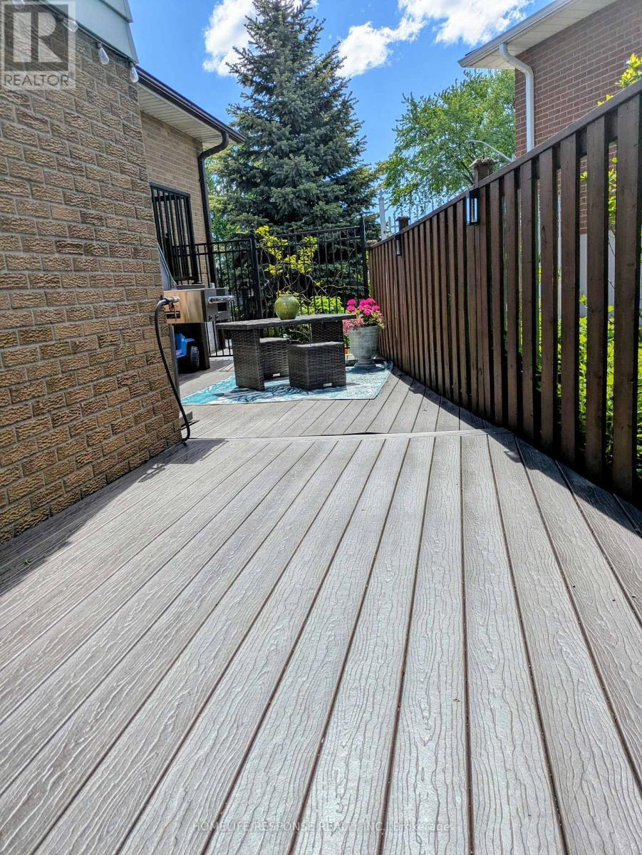 3430 Homark Drive, Mississauga, ON - Outdoor With Deck Patio Veranda With Exterior