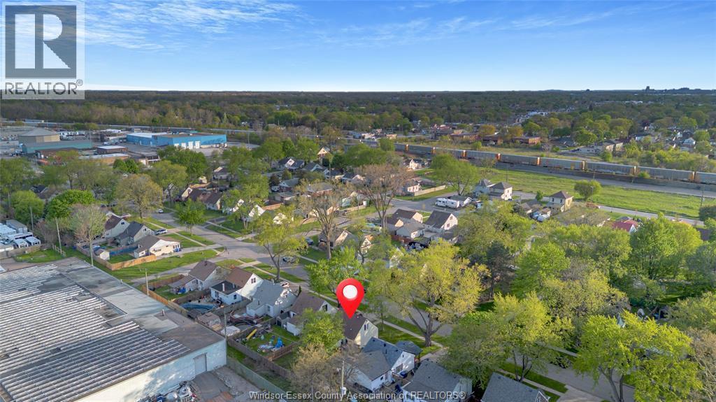 1260 Oak, Windsor, ON - Outdoor With View