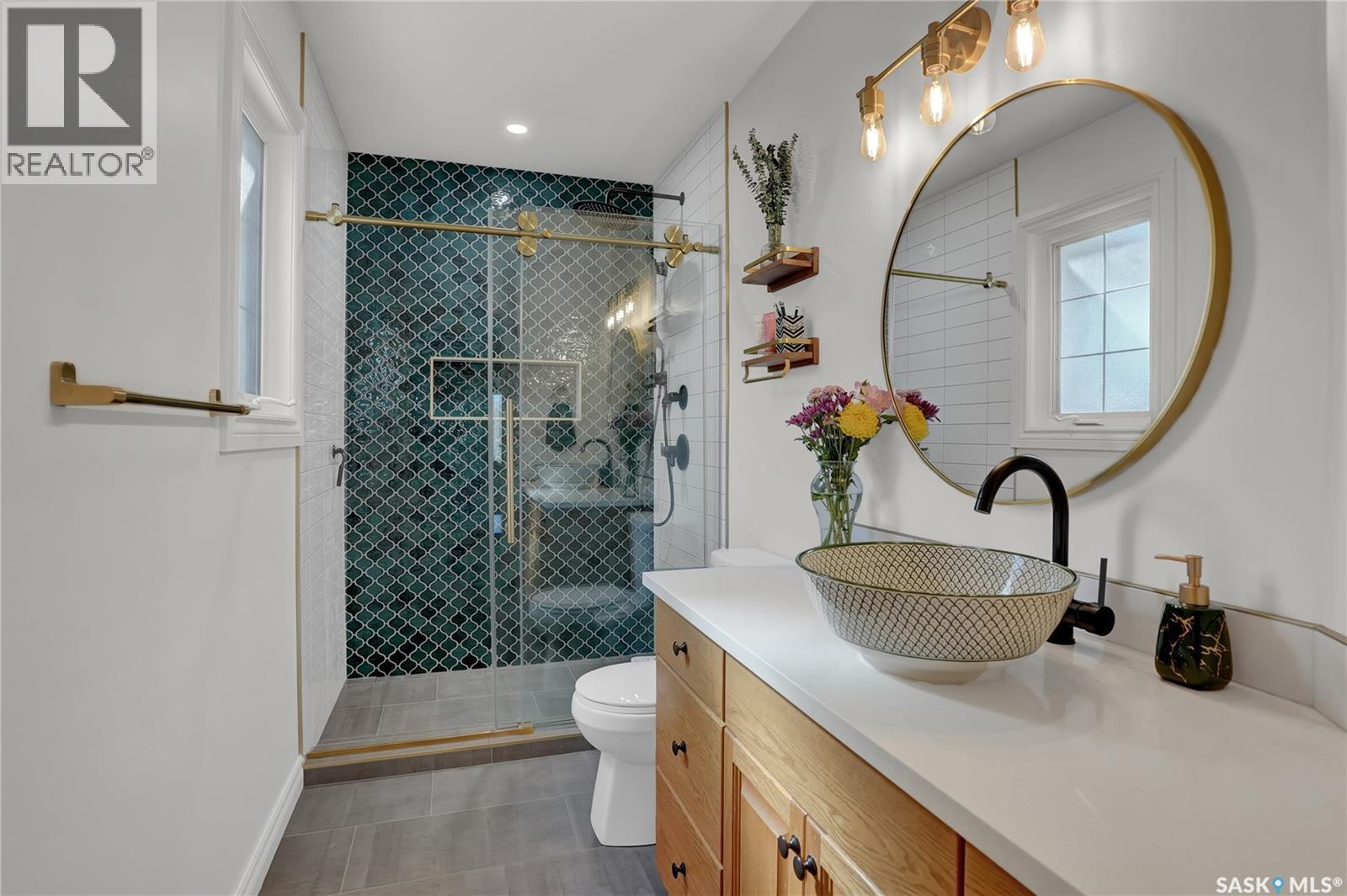 35 Marigold Crescent, Moose Jaw, SK - Indoor Photo Showing Bathroom