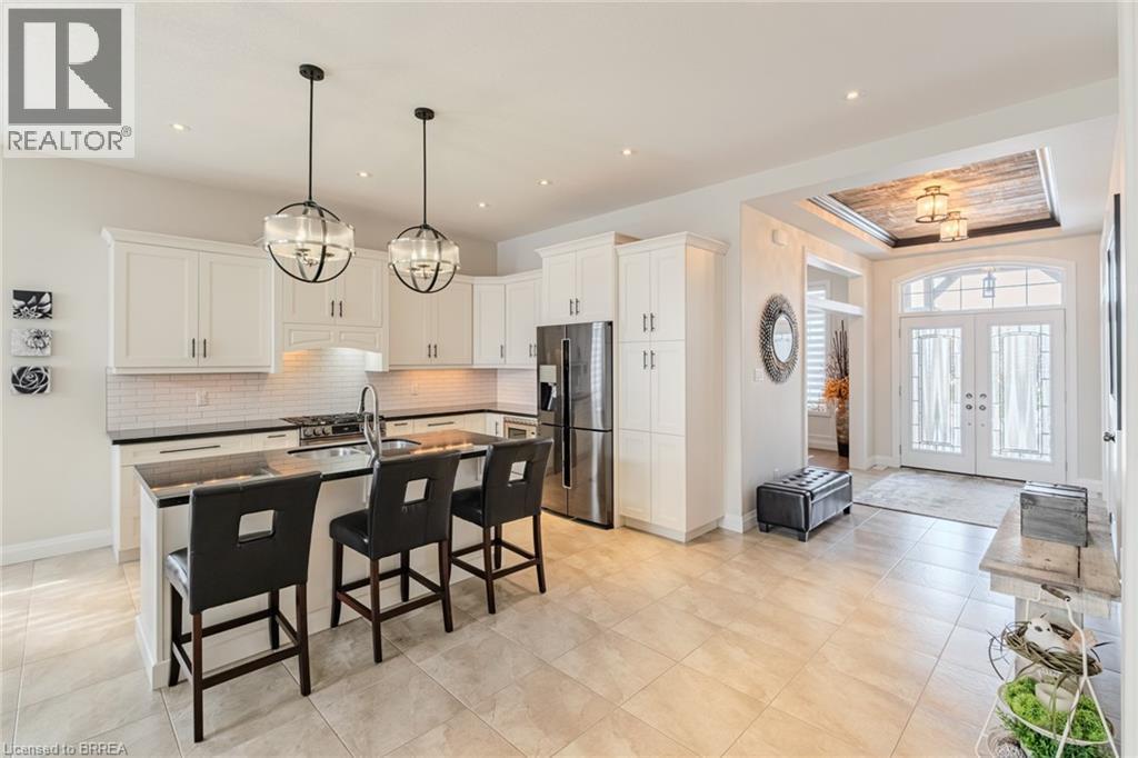 5 Moore Boulevard, Brantford, ON - Indoor