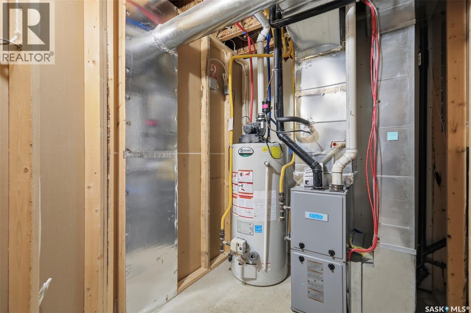 427 1303 Paton Crescent, Saskatoon, SK - Indoor Photo Showing Basement
