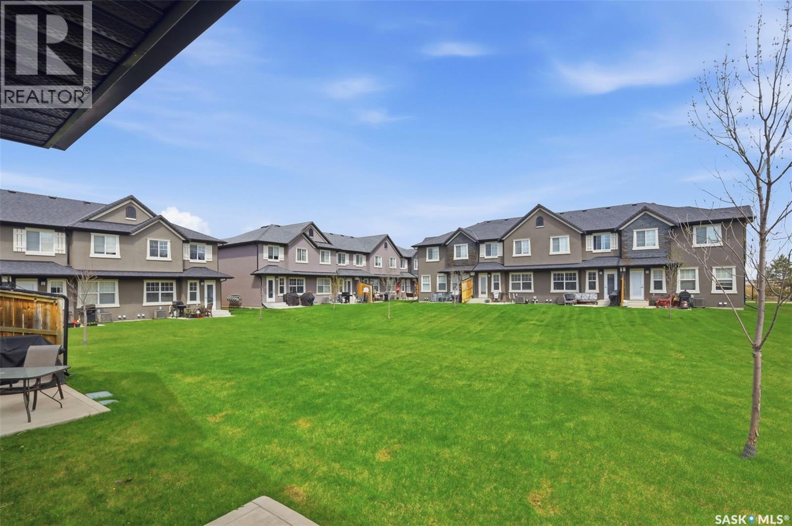 427 1303 Paton Crescent, Saskatoon, SK - Outdoor With Deck Patio Veranda