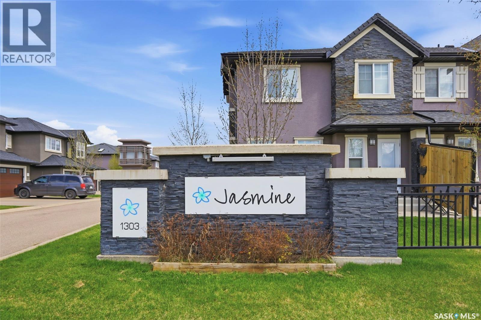 427 1303 Paton Crescent, Saskatoon, SK - Outdoor