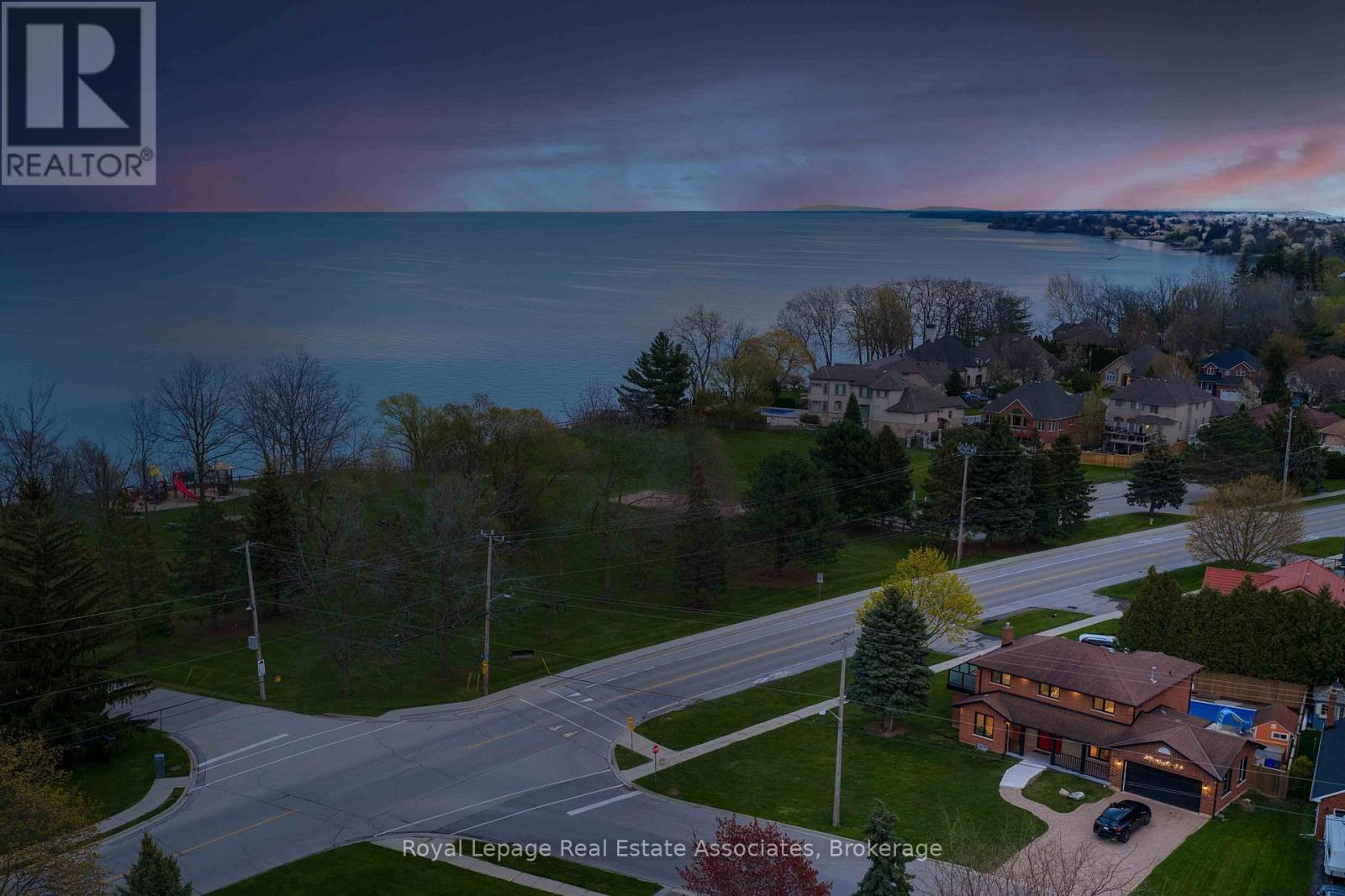382 Nelles Road N, Grimsby, ON - Outdoor With Body Of Water With View