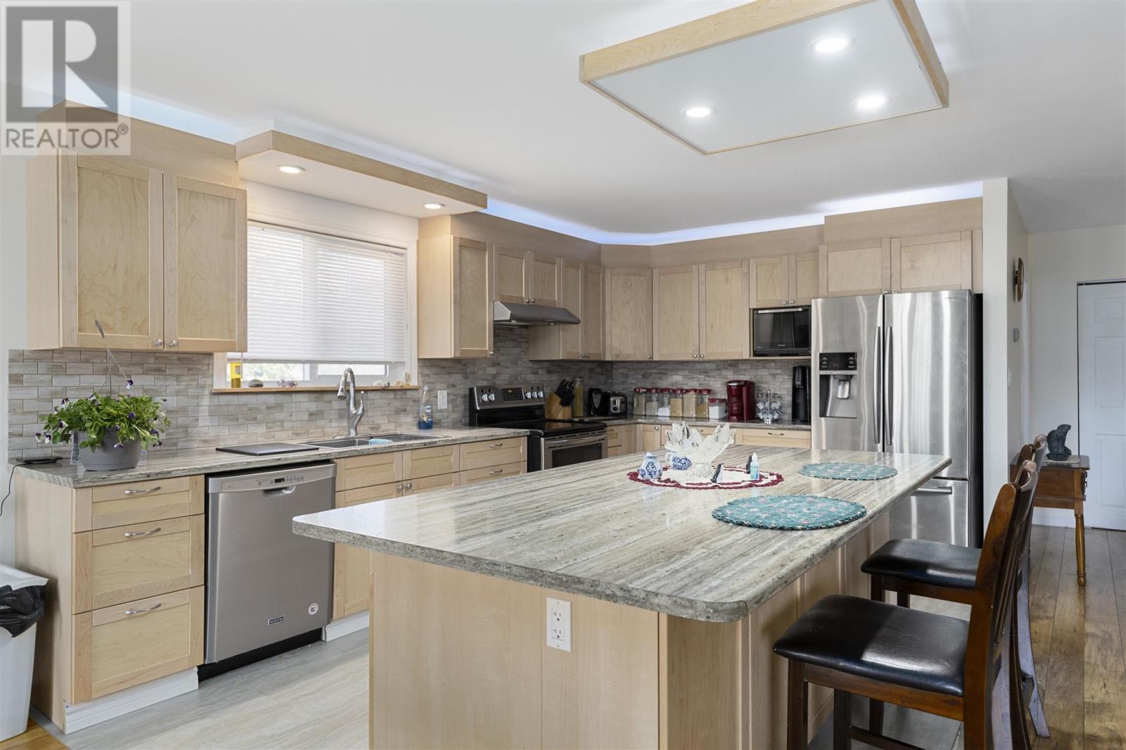 47 B River Dr, Blind River, ON - Indoor Photo Showing Kitchen