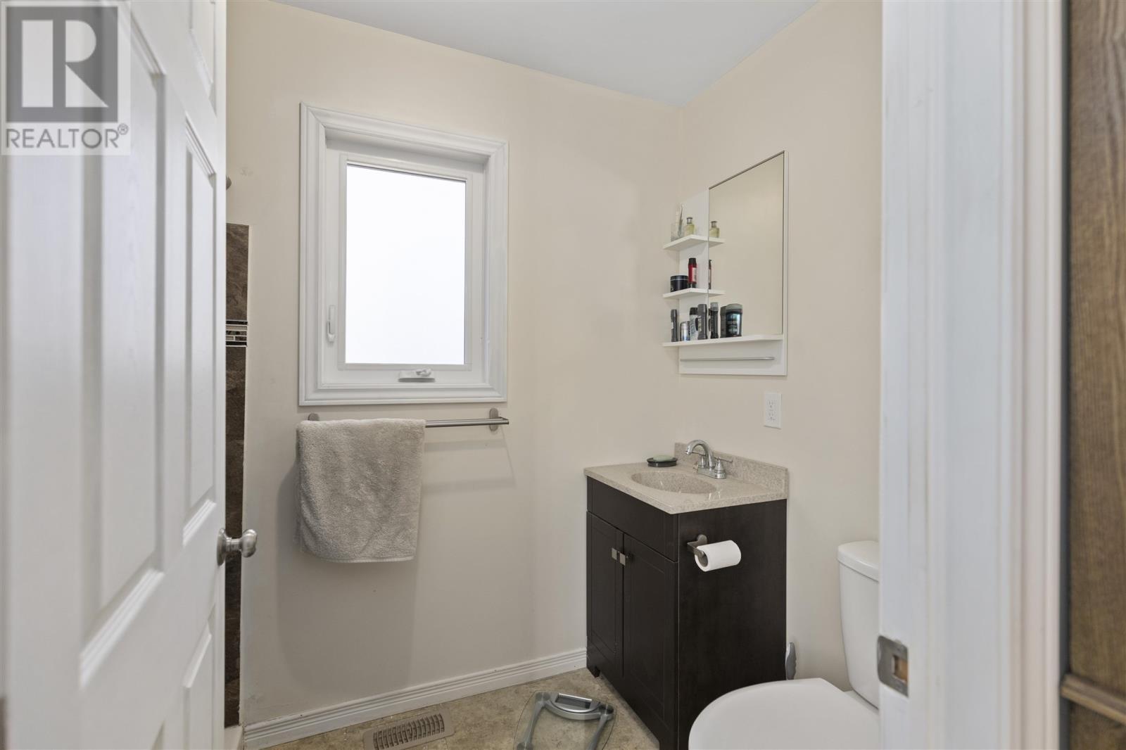 47 B River Dr, Blind River, ON - Indoor Photo Showing Bathroom
