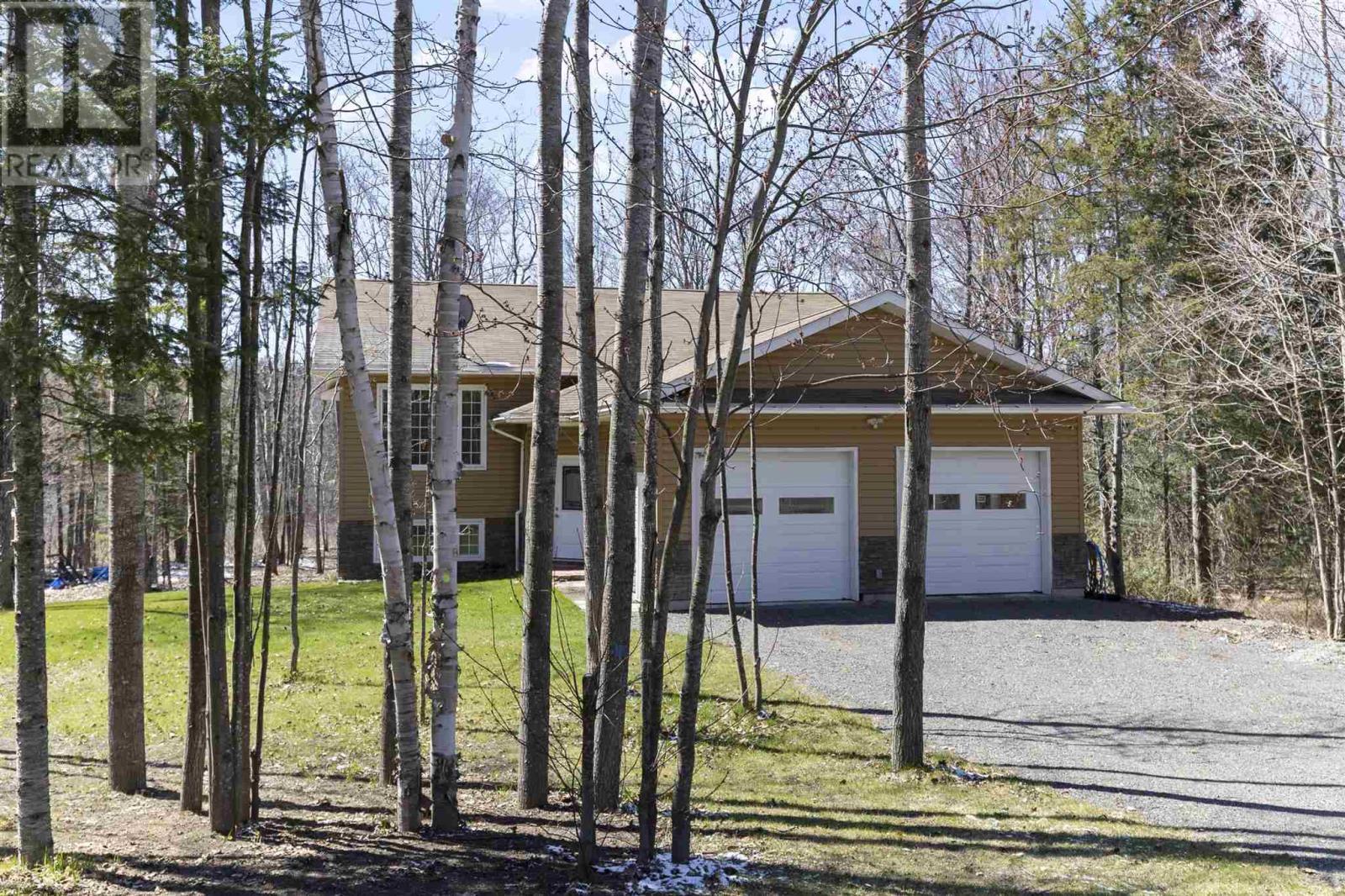 47 B River Dr, Blind River, ON - Outdoor