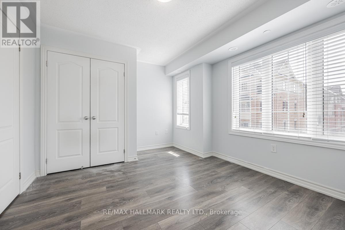 2496 Rosedrop Path, Oshawa, ON - Indoor Photo Showing Other Room