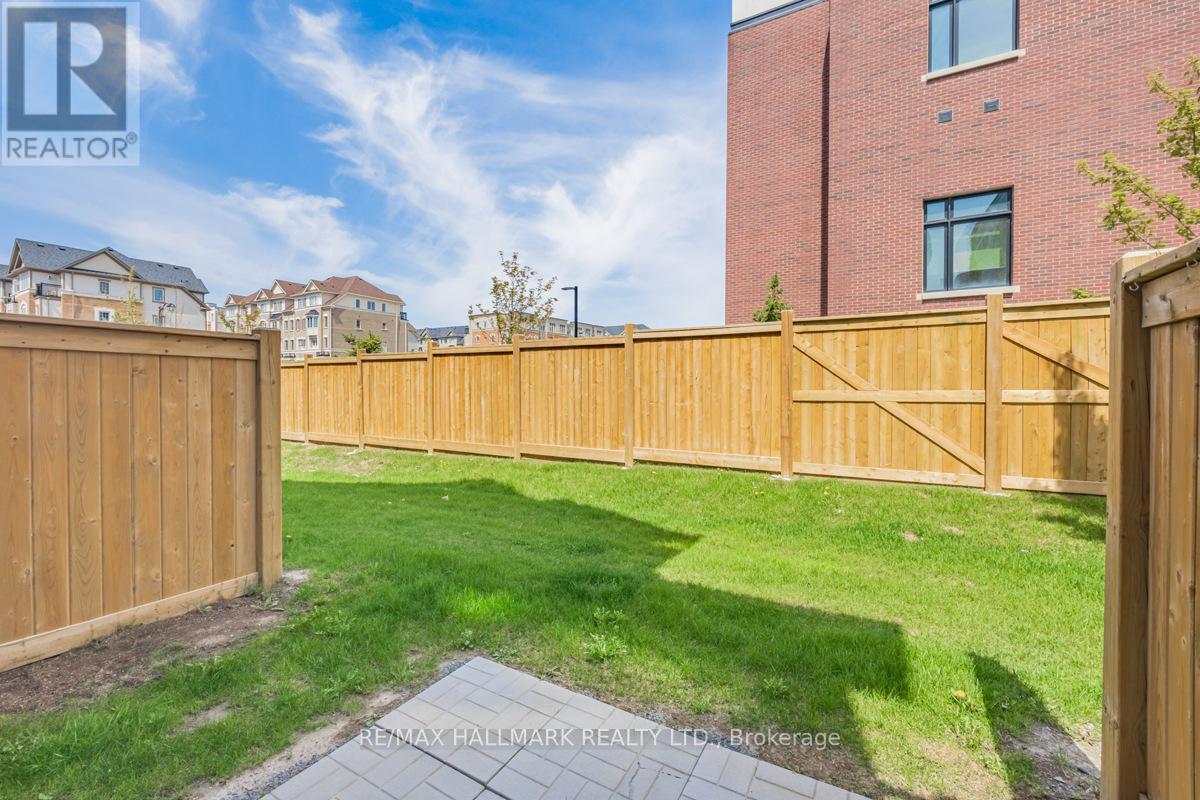 2496 Rosedrop Path, Oshawa, ON - Outdoor