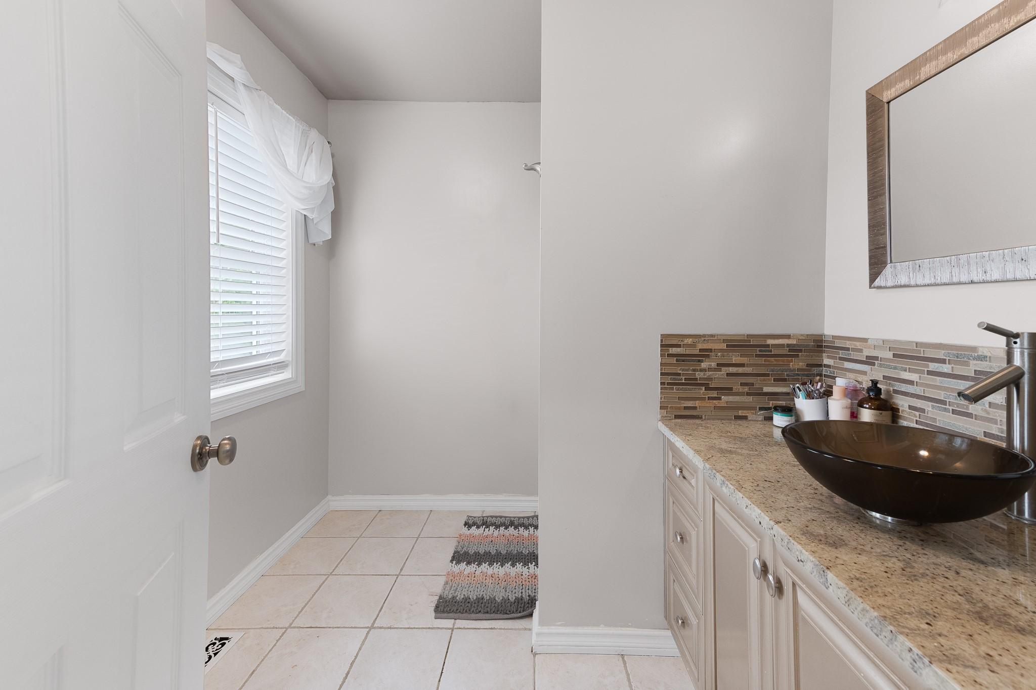 412 10Th Avenue, Creston, BC